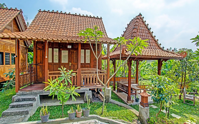 Collection O 91582 Green Kasongan Cottage – Outside – Yogyakarta