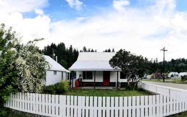 Deerview Lodge & Cabins