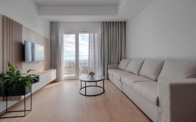 A24 Lovely Sea View one bedroom Apartment