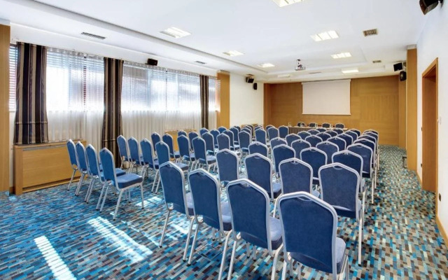 Emerald Hotel Pristina, Kosovo