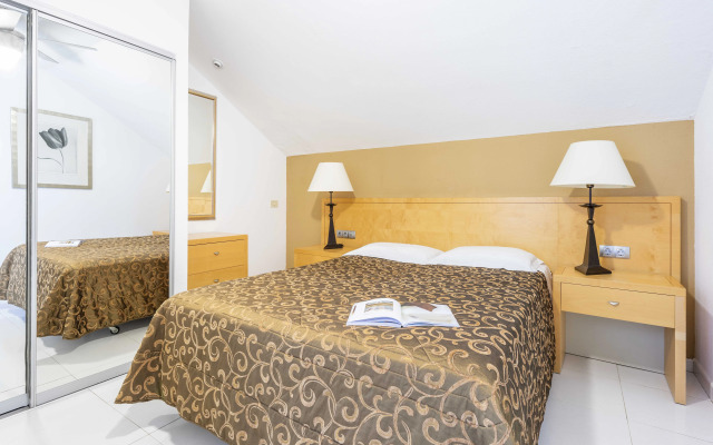 Hollywood Mirage - Excel Hotels & Resorts