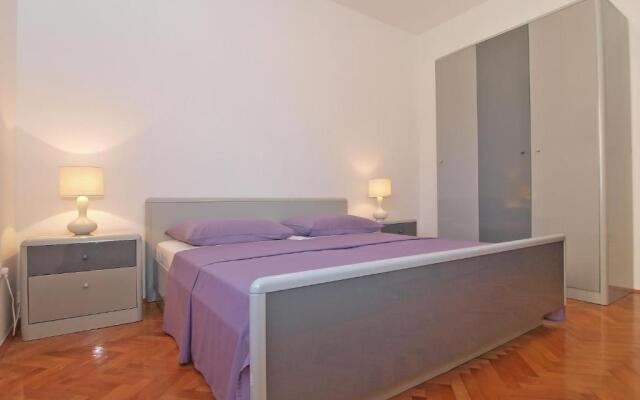 Apartment Mira 1293
