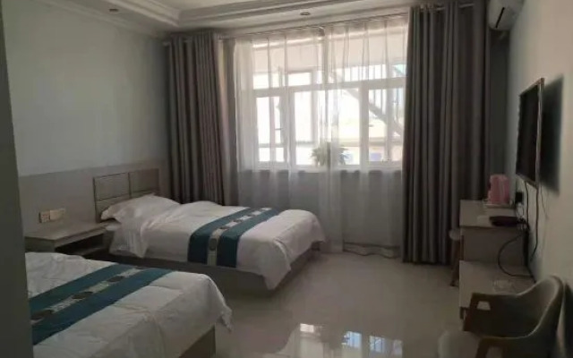 Aksai Happy Hotel