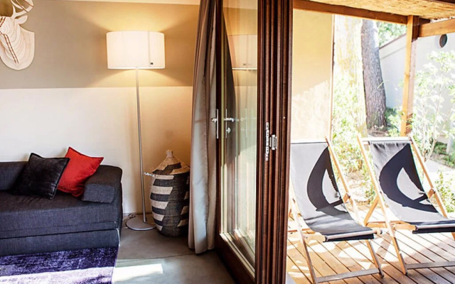 Deluxe - Two Bedroom No.4