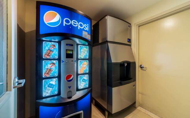 Best Western Plus Miami Airport North Hotel & Suites