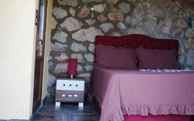 W. Antic Cafe Restaurant Butik Otel