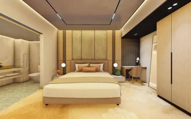 Monsoon Courtyard Luxury Hotel