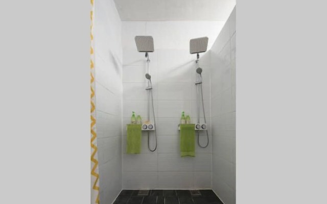 Jagoga Guest House - Hostel