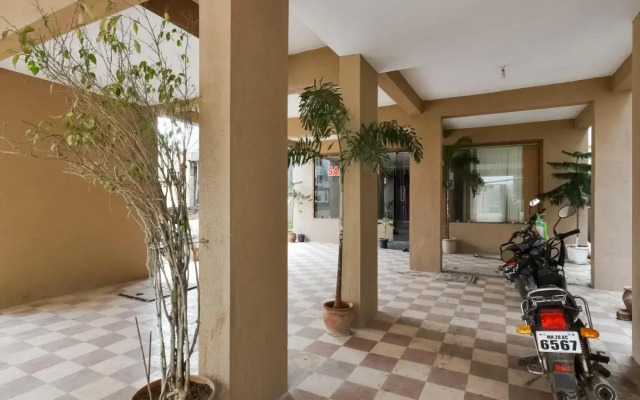 Oyo Flagship 76407 Hotel Sai Suman Palace