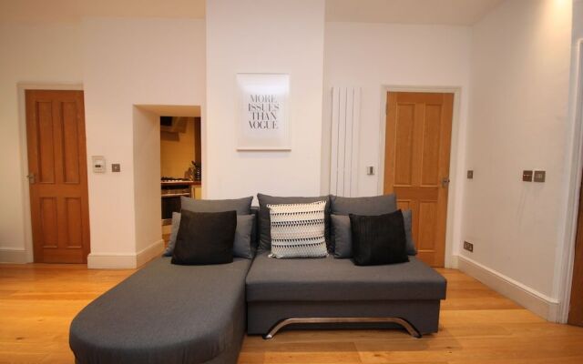 Cosy Studio Oxford Street Best Location