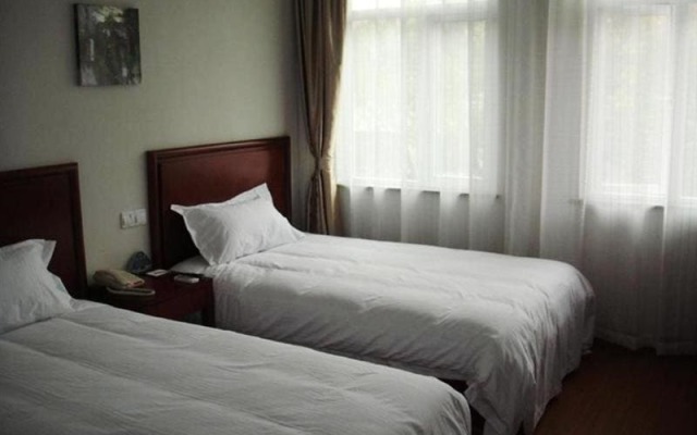 Greentree Inn Shanghai Songjiang New City Business Hotel