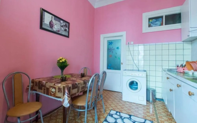 Апартаменты «Лакшми Новый Арбат 23»