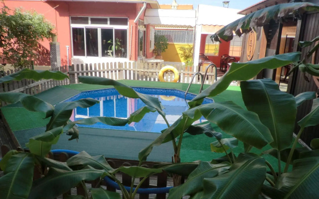 Hostal Alhaja Playa