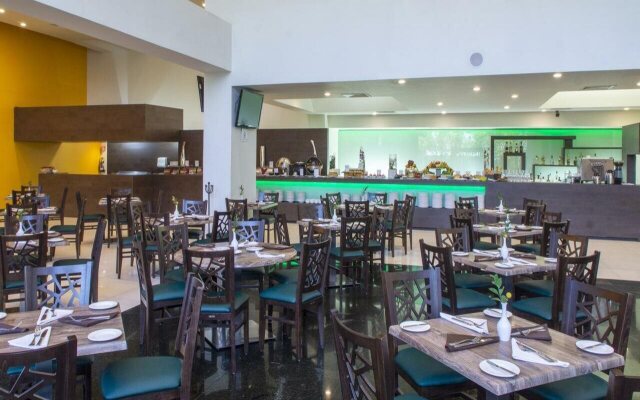 Holiday Inn Mexico Dali Airport by IHG