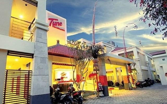 Tune Hotel: Legian, Bali
