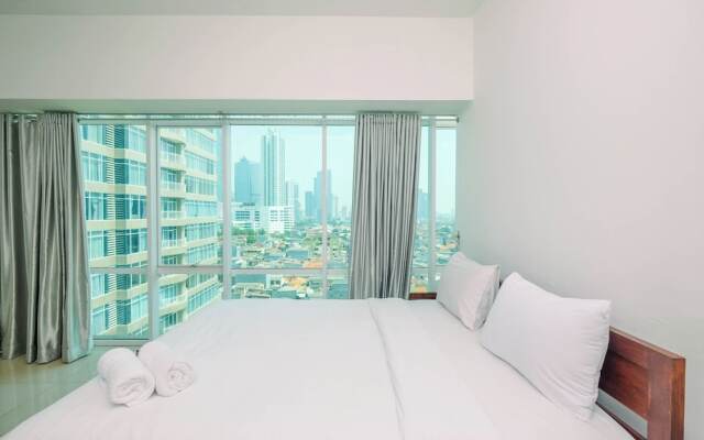 Homey And Warm 1Br Apartment At Ambassade Kuningan