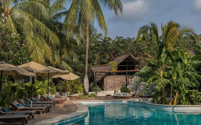 Mr Kahawa Waterfront Suites