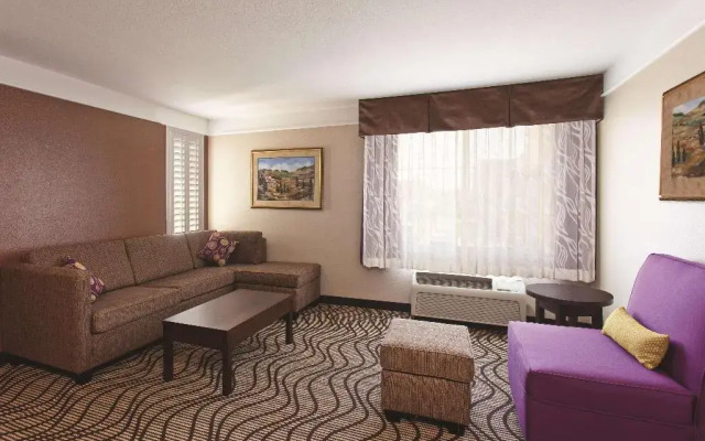 La Quinta Inn And Suites Hesperia Victorville