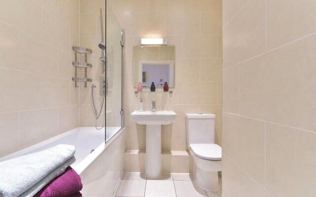 Chancery Lane Residence