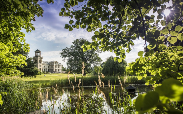 Schloss mit Park Kaarz