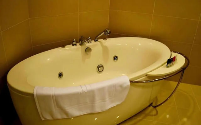 Shanghai Paradise Hotel