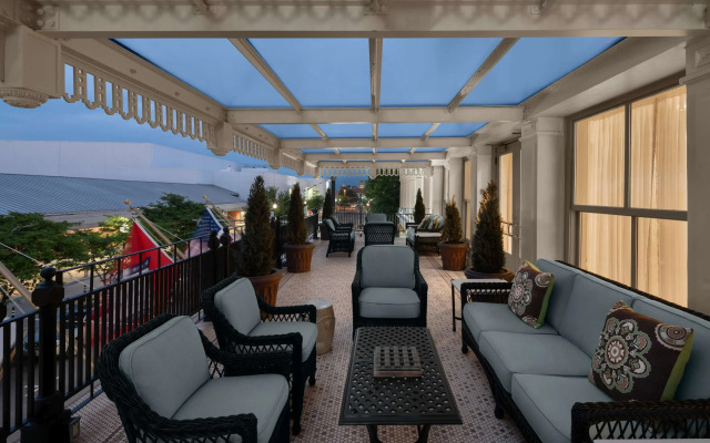 Capital Hotel