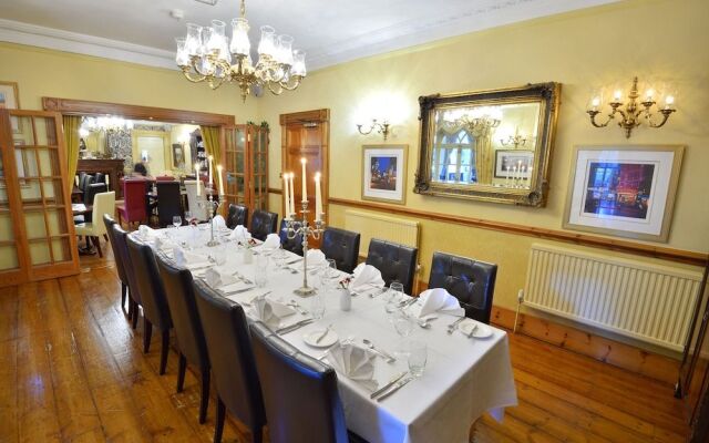 Angmering Manor