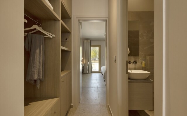 Aura Loutraki Villa
