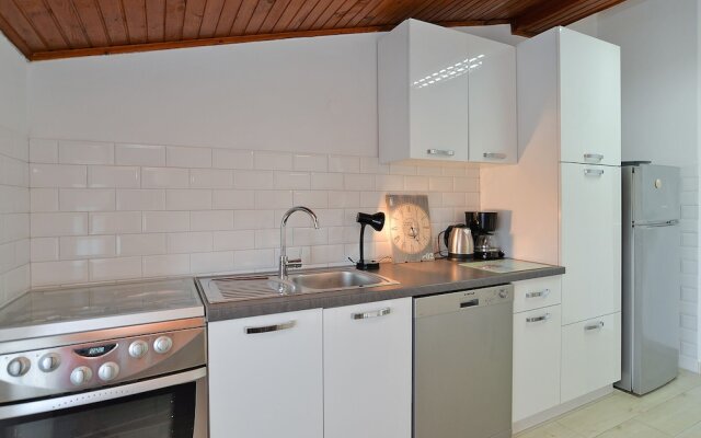 Apartment 1376