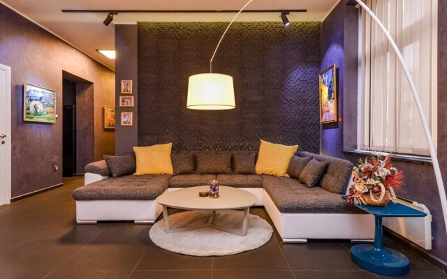 Fm Deluxe 2 Bdr Apartment With Terrace Tsar Simeon Str