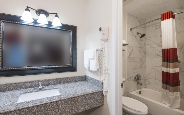 Red Roof Inn Chipley