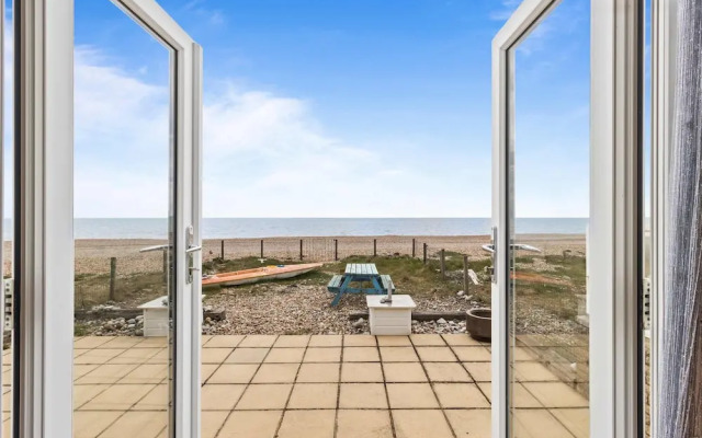 The Coastal Crab - Family-friendly Three-bed Beach House in Pevensey