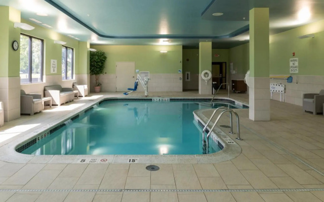 Holiday Inn Express Grand Island - Niagara Falls by IHG