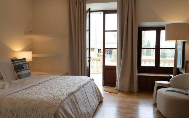 Reserva Rotana Hotel