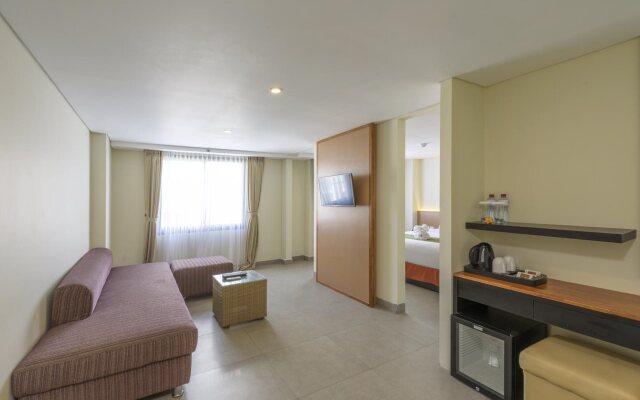 Hotel Dafam Savvoya Seminyak