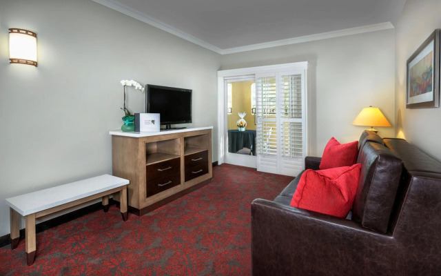 Desert Palms Hotel & Suites
