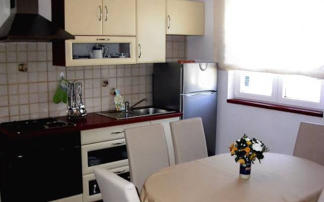 Apartments Vladimir 2836