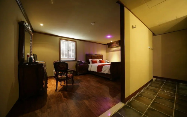 Laguna Motel