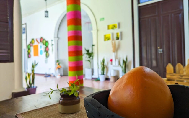 Del Tingo Al Tango Hostal