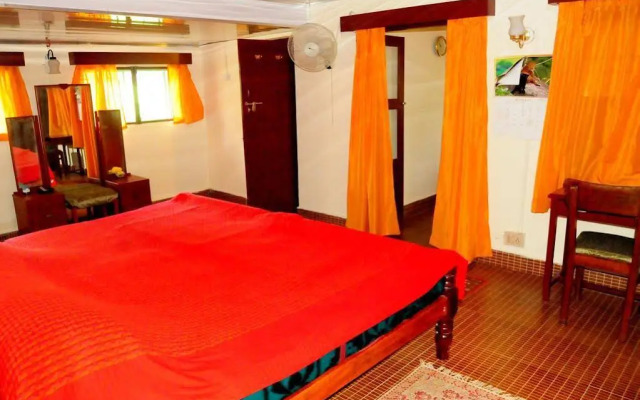 Bamboo Banks Farm & Guest House