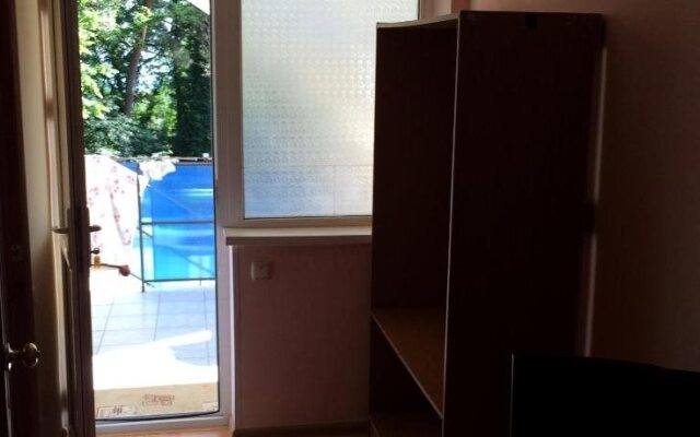 Bely Parus Hotel