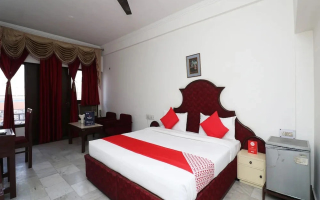 Hotel Mid Town By OYO Rooms
