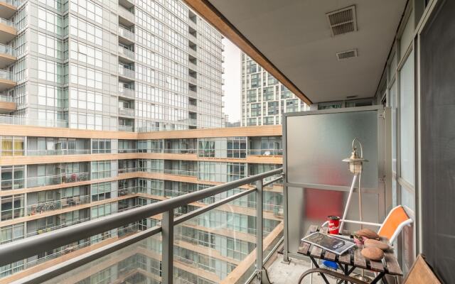 Gorgeous Luxury Condos near the CN Tower