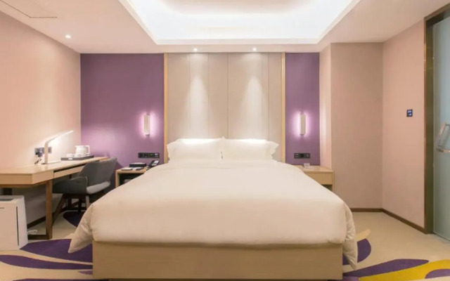 Lavande Hotel Wuxue Kanjiang Avenue