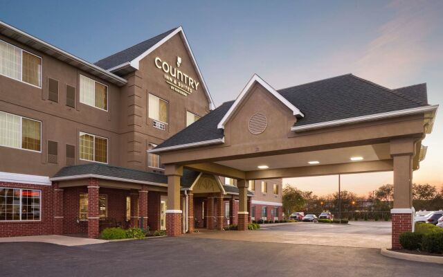 Country Inn & Suites by Radisson, Lima, OH