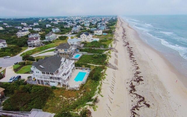 Flying Cloud II - 9 Br Home