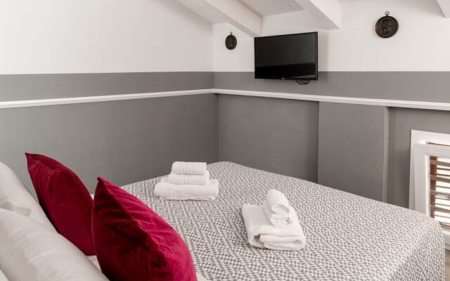 L'8 Boutique Design Apartments