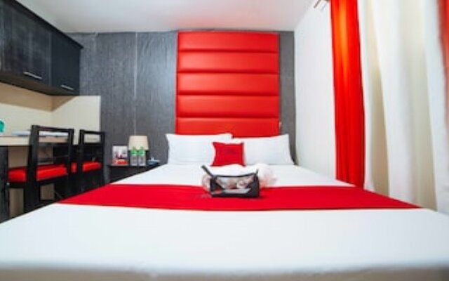Luxury Suites by RedDoorz