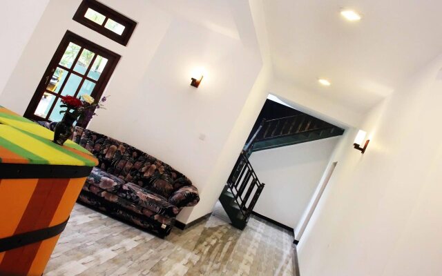 Lizzie Villa Guest House