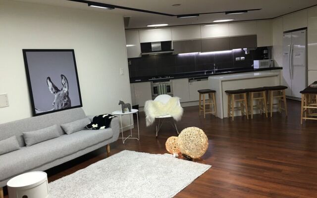 Luxury View Family Seoul Station